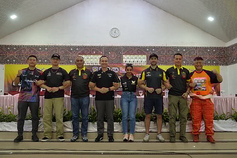 Gaurav Gill (3rd from right) ahead of his latest challenge