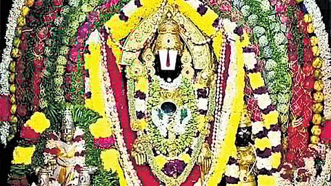 The temple’s lore fuels its draw, with devotees believing that performing 11 pradakshinas for seven consecutive Saturdays will fulfill their wishes