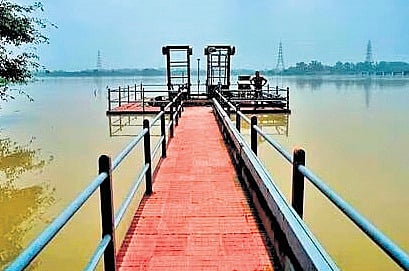 The combined cost of these projects is Rs 381 crore, with a total increase of 15.5 MGD in treatment capacity.