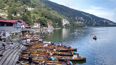 Naini lake in Nainital, Uttarakhand.