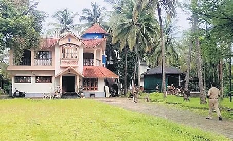 ED raided the residence of MLA Satish Sail in Karwar