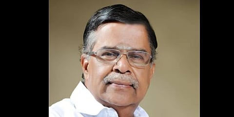 Born on February 16, 1945, in Thanjavur, Ganesan was attracted at an early age by the ideologies of the Rashtriya Swayam Sangh (RSS) since his father and brothers were associated with the RSS.  