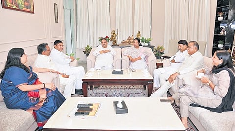 After the meeting, Union Minister of State for Corporate Affairs and Road Transport & Highways, and East Delhi MP, Harsh Malhotra, said Gupta was recovering well and would resume her scheduled programmes soon.