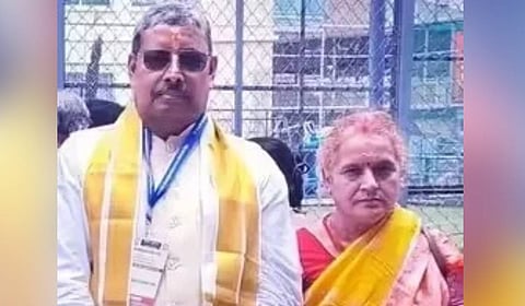 vice-chancellor of a government university in Maharashtra’s Nagpur and his wife were killed, and another person was injured, after their car collided with a trailer.