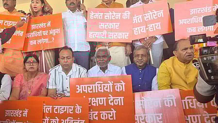 Huge uproar in Jharkhand Assembly over BJP leader’s murder in Ranchi