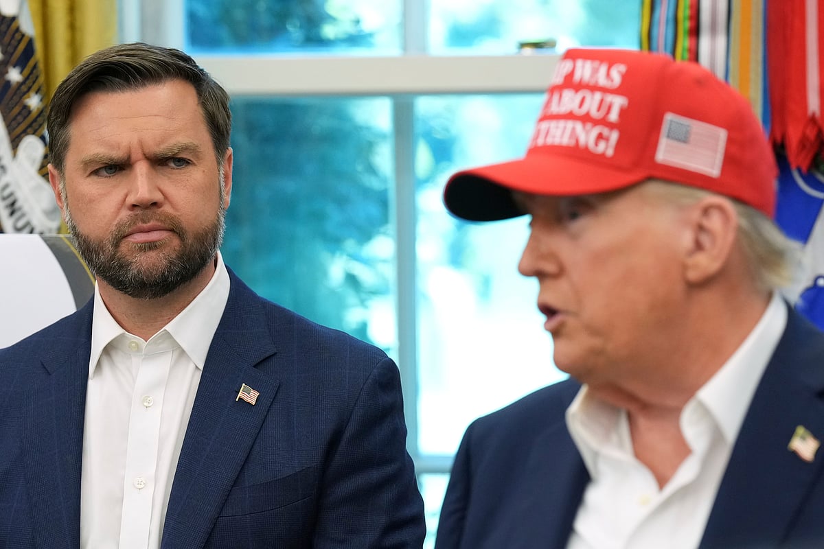 US considers economic pressure, diplomacy for Russia-Ukraine conflict resolution