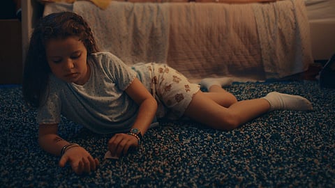 A still from  Le Bambine (Mosquitoes)