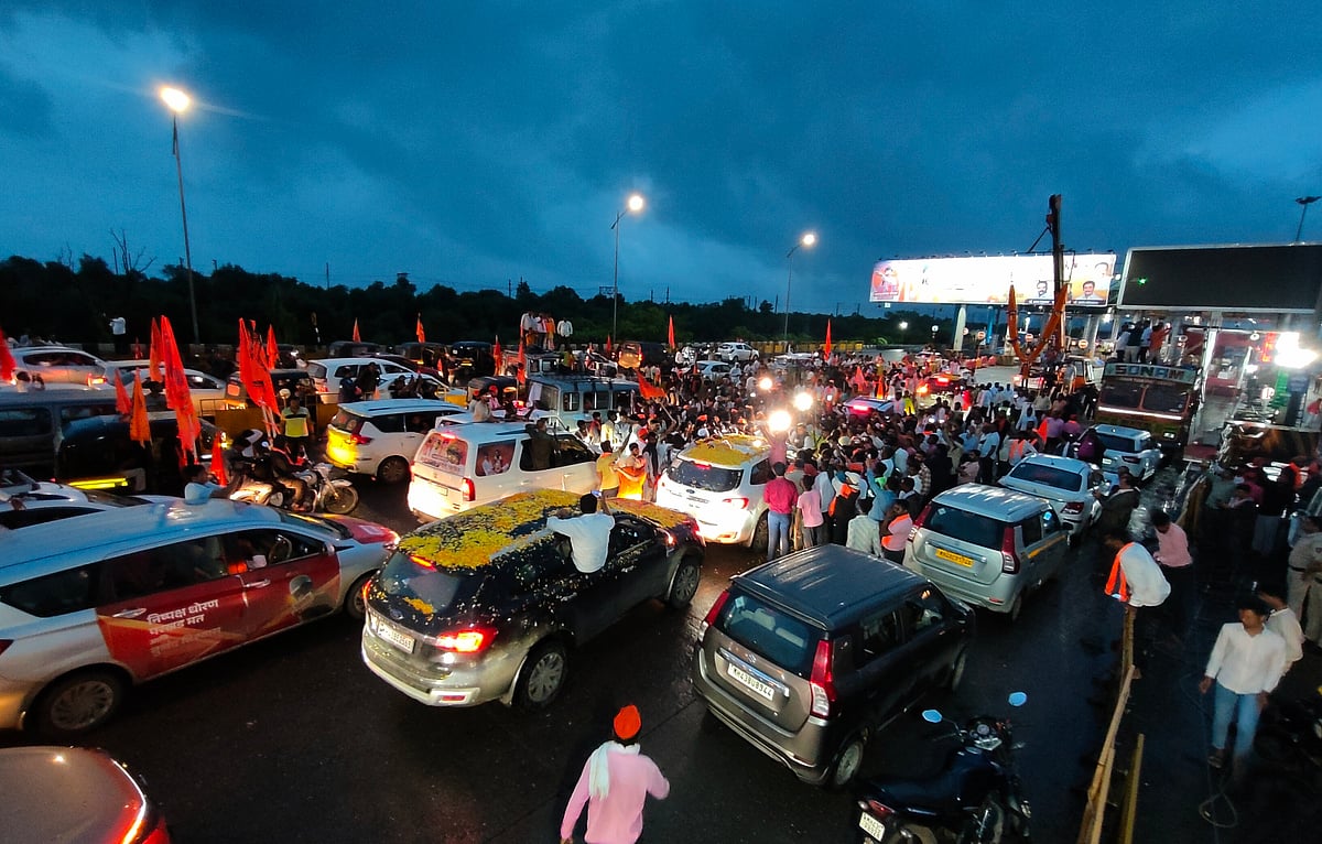 Maratha quota leader Manoj Jarange arrives in Mumbai for protest