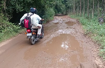 Dharmapuri: A picture of the broken roads connecting Dharmapuri and Bommidi in need of new roads.