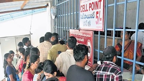 The new guidelines, issued through a circular on August 27, apply to both temple and security personnel. 