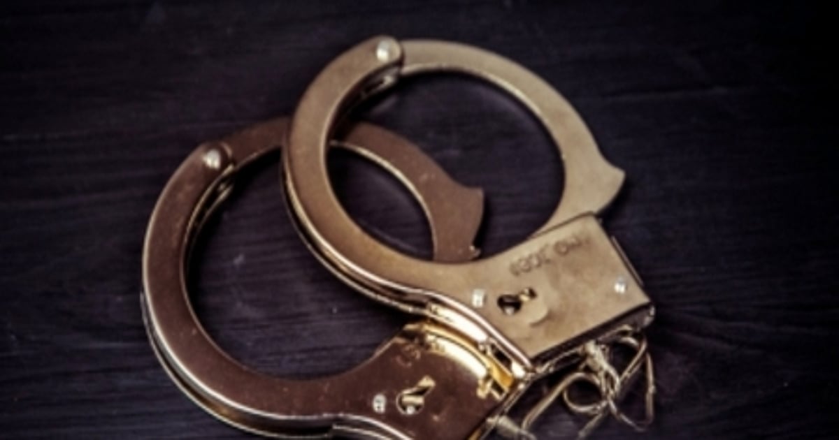 Ugandan national caught with cocaine and crystal meth worth Rs 2.2 crore in Bhopal