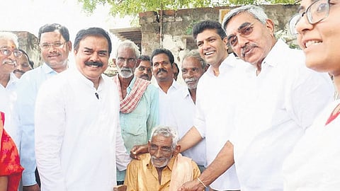 Civil Supplies Minister Nadendla Manohar and Union Minister Pemmasani Chandrasekhar are distributing smart ration cards in Tenali on Sunday