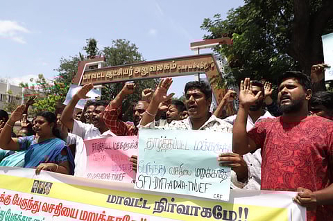 The associations affiliated with the progressive movements staged a protest in front of the Coimbatore district collectorate on Tuesday, demanding a bus facility to Anna Nagar from Kembanur village on the outskirts of the district. The bus service was neglected in Anna Nagar, where SC people live, due to caste bias, and this issue was brought to light by TNIE. Express 