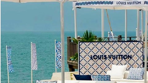 The season of seaside couture