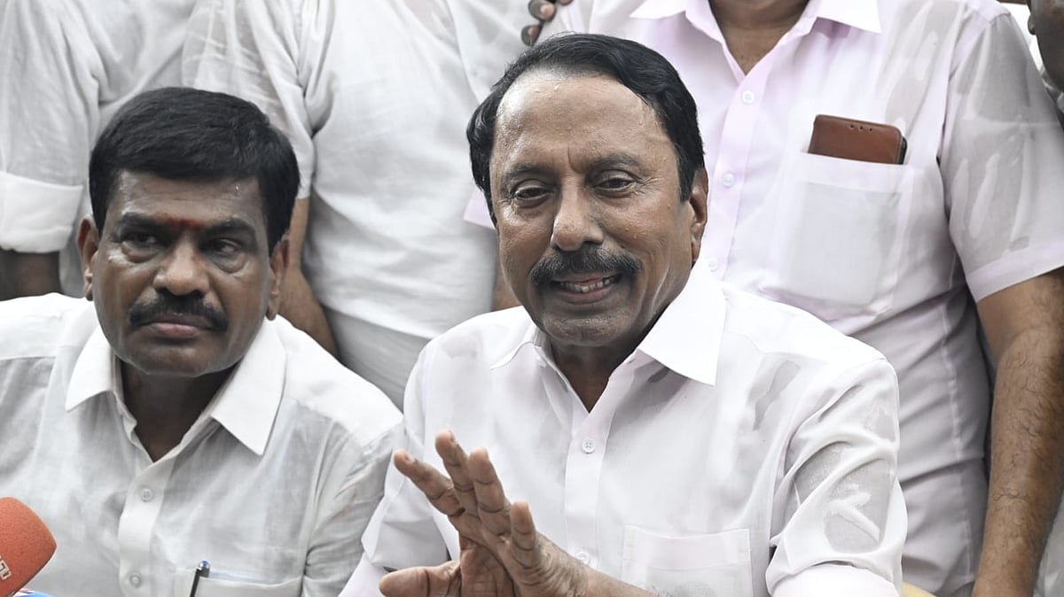 Induct expelled leaders into AIADMK: KA Sengottaiyan