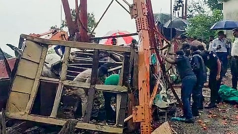 Six dead after cable wire snaps at Gujarat's Pavagadh Hill temple, probe on