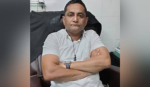 Gujarat’s Surat city was left stunned when senior lawyer and former Surat Congress legal convener, Advocate Feroz Pathan.