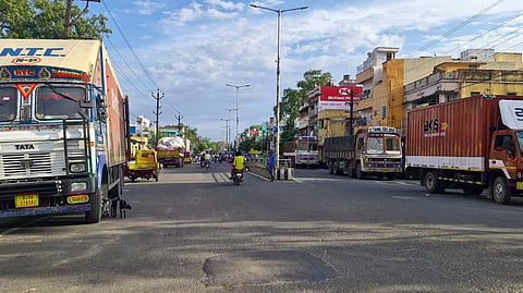 A Sekar of Andal Street and a regular commuter on EB Road said, "Even though the terminal has adequate facilities, trucks are seen parked on the road for hours.