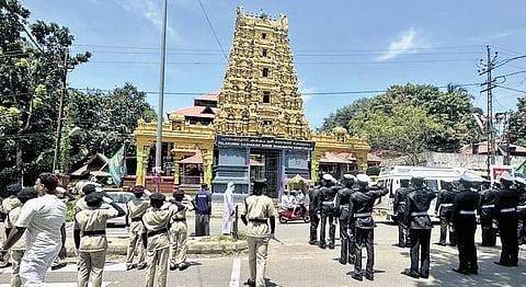 A sight to behold: Muslim rally salutes temple, showcases religious harmony