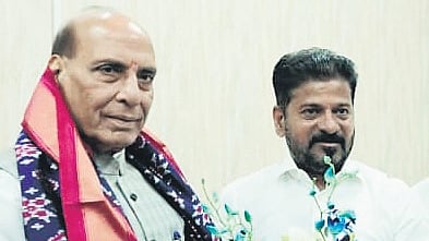 Telangana CM requests Rajnath Singh defence land for Gandhi Sarovar project