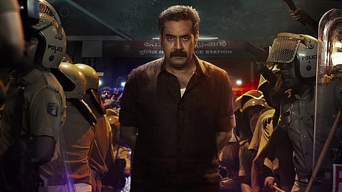 Biju Menon in Jeethu Joseph's Valathu Vashathe Kallan