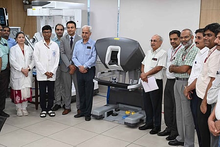 AIIMS Delhi installs da Vinci robot for training in robotic-assisted surgery 