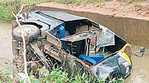 According to sources, the accident took place when the vehicle lost balance while going on a narrow stretch of the canal road and overturned into canal number 5. 