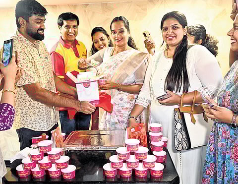Hagyo Icecreams, in collaboration with Kamat Bugerlock, has launched a special Belagavi Kunda-flavoured ice cream this Dussehra. 