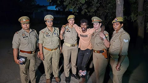 The accused, identified as Jitendra, son of Nandkishore, and a resident of Sector-9, Vijay Nagar, is a known history-sheeter with over 10 cases of theft and robbery registered against him.
