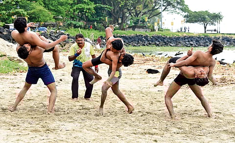 Slamming the grand way!