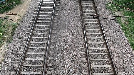 Train kills two teen siblings crossing track near Odisha's Rourkela