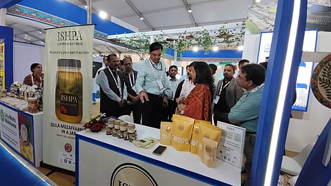The pavilion was inaugurated by B. Kartikeya Dhanji (IAS), Secretary, Department of Industries, Government of Bihar, in the presence of senior officials from the Industries Department.