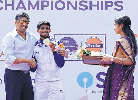 Para athlete’s golden leap makes Bihar proud