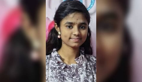 The deceased, Dhanushree, was a resident of Hoskote and a final-year B.Com student at a private college.