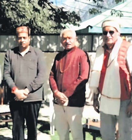 Dehradun Diary | PM’s brother visits Badrinath Dham