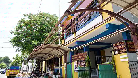 The damaged roofed pedestrian pathway along the Amma Mandapam-Srirangam stretch in Tiruchy 