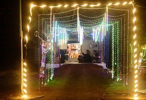 Cracker stalls that have come up along the 25-km stretch between Virudhunagar and Sattur.