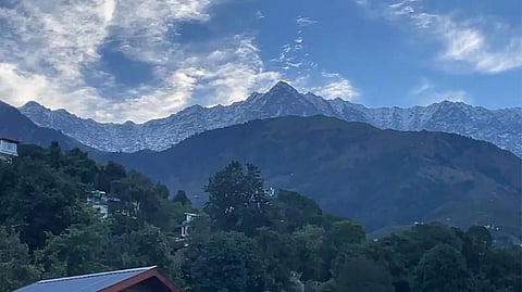 The high-altitude areas of Himachal Pradesh, including Rohtang Pass and the Dhauladhar ranges, received fresh snowfall on Sunday morning, bringing down the minimum temperature.