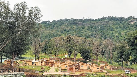 The quarters of mahout and kavadies at the Kozhikamuthi elephant camp.