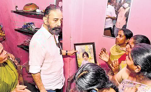 MP Kamal Haasan consoling relatives of stampede victims in Karur