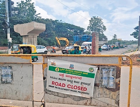 Part of Srinivagilu Junction connecting to Ejipura flyover being barricaded