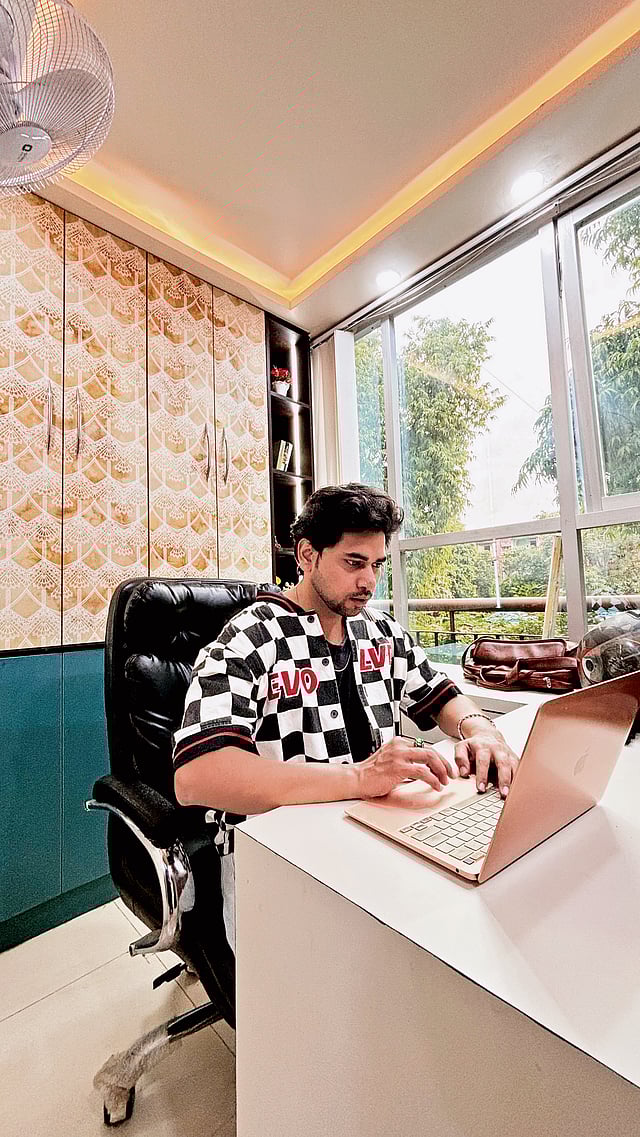 Cinematographer Vikas Bhaskar thrives on solitude. Moving out of his family home in Delhi wasn’t rebellion—it was renewal. The quiet of his Timarpur studio fuels his creativity, giving him space to focus, experiment, and rebuild his career without distraction. For him, living alone isn’t about freedom—it’s about mental clarity, discipline, and the peace that powers his craft.