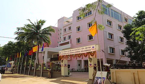 The deceased, Priyanka Panda, was the wife of Siba Sankar Patra, a constable of the 1st India Reserve Battalion (IRB) in Koraput. 