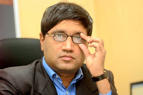 The case challenges the alleged “wilful disobedience” of a stay order by members and the registry of the Central Administrative Tribunal (CAT).