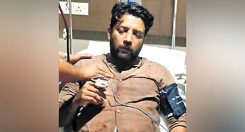 Vadakara MP Shafi Parambil sustained injuries in Perambra clash