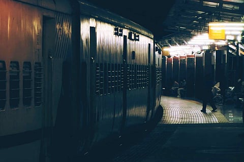 Woman traveling alone in rear ladies’ coach allegedly threatened, assaulted, and robbed by man while train ran between Guntur and Peddakurapadu stations