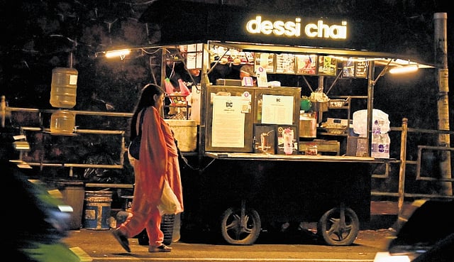 Wayside eateries are back in business along city roads after being temporarily shut down as part of a regulation drive. Scenes from Vazhuthacaud