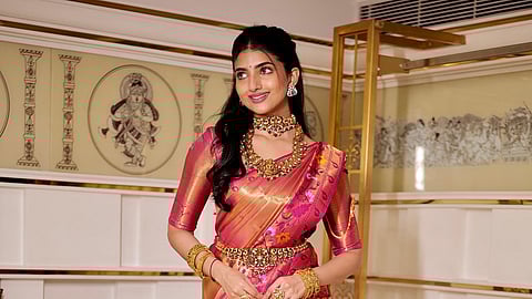 Fashion Influencer Esha Rao wearing a silver jewellery set from Tyohaar