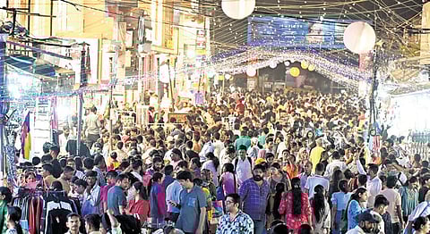 Lajpat Nagar (left), Karol Bagh and Sarojini Nagar (right) witnessed huge crowds on Friday as people went on a shopping spree.