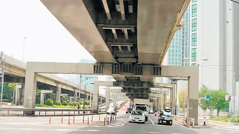 An artist’s view of the elevated highway